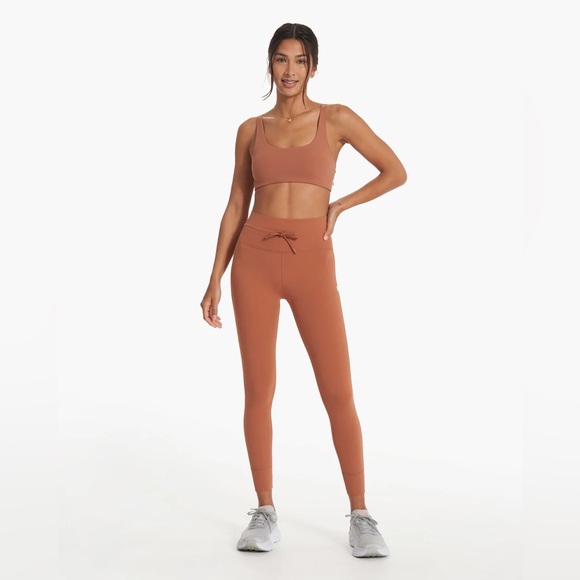 Vuori Daily Legging - Picture 12 of 12